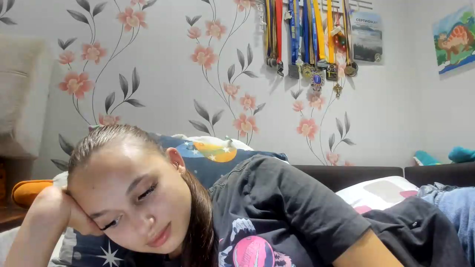 Gallery image thumbnail from irynasweetx's myfreecams stream on, 08/30/2026, 21:53 image 16 of 20
