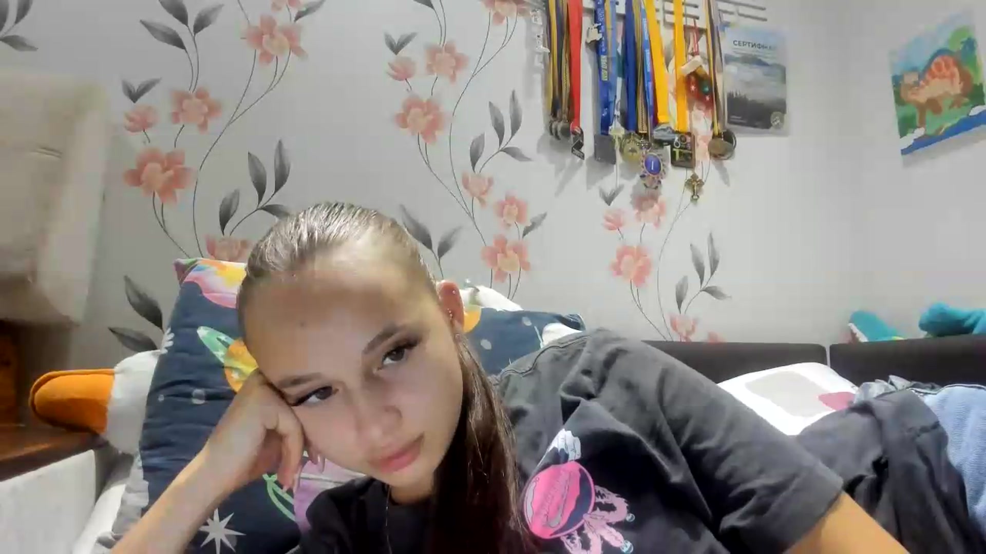 Gallery image thumbnail from irynasweetx's myfreecams stream on, 08/30/2026, 21:53 image 5 of 20