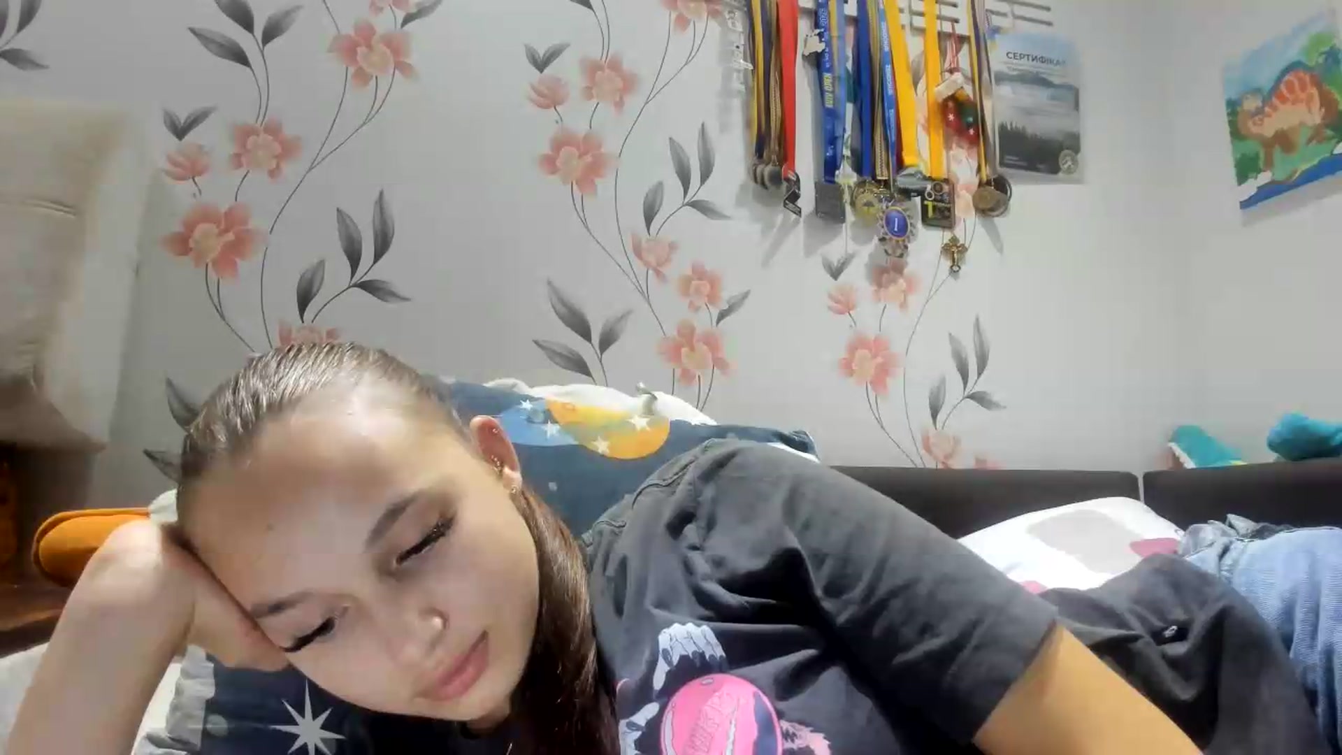 Gallery image thumbnail from irynasweetx's myfreecams stream on, 08/30/2026, 21:53 image 12 of 20