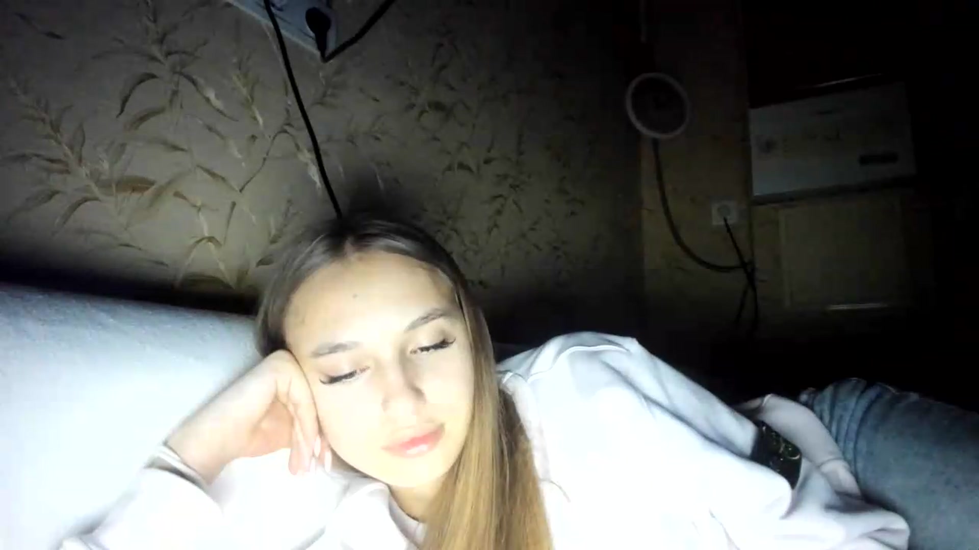 Gallery image thumbnail from irynasweetx's myfreecams stream on, 09/04/2026, 22:59 image 20 of 20
