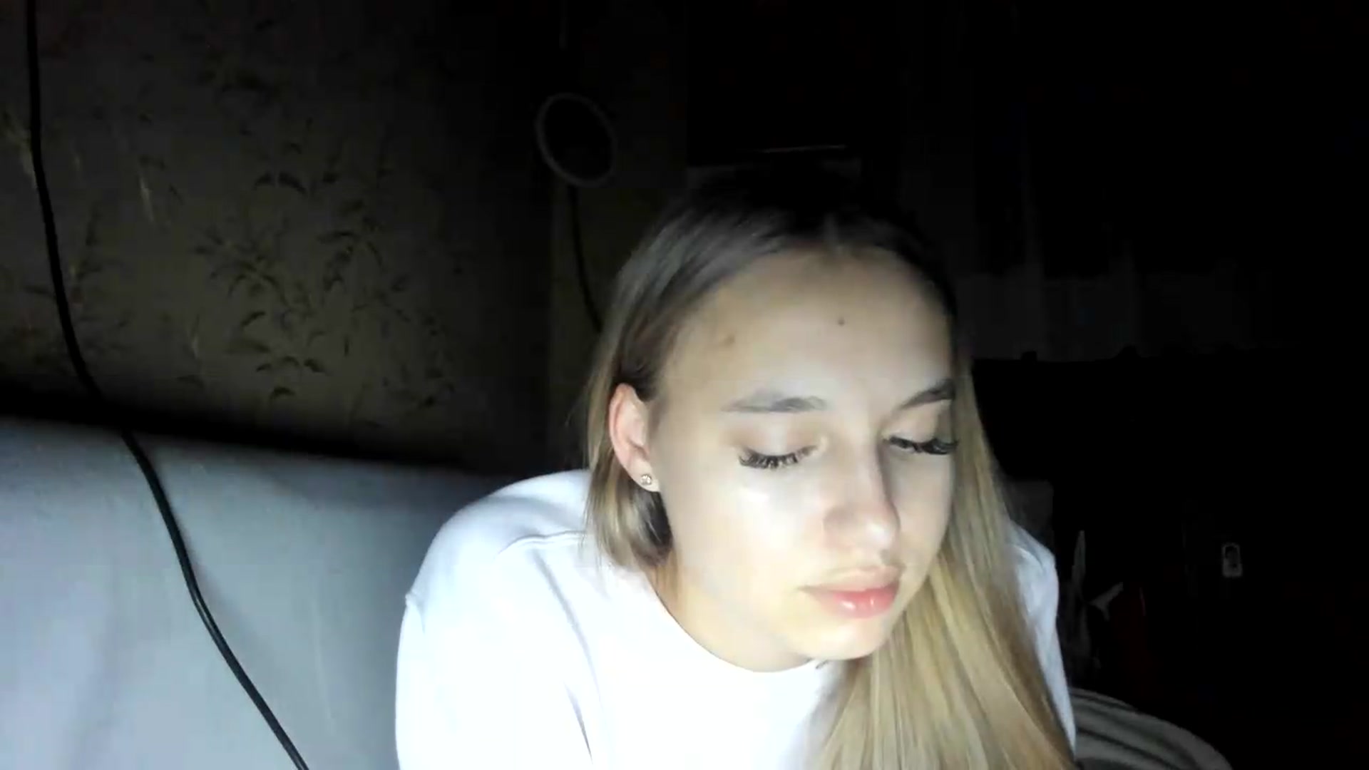 Gallery image thumbnail from irynasweetx's myfreecams stream on, 09/04/2026, 22:59 image 15 of 20
