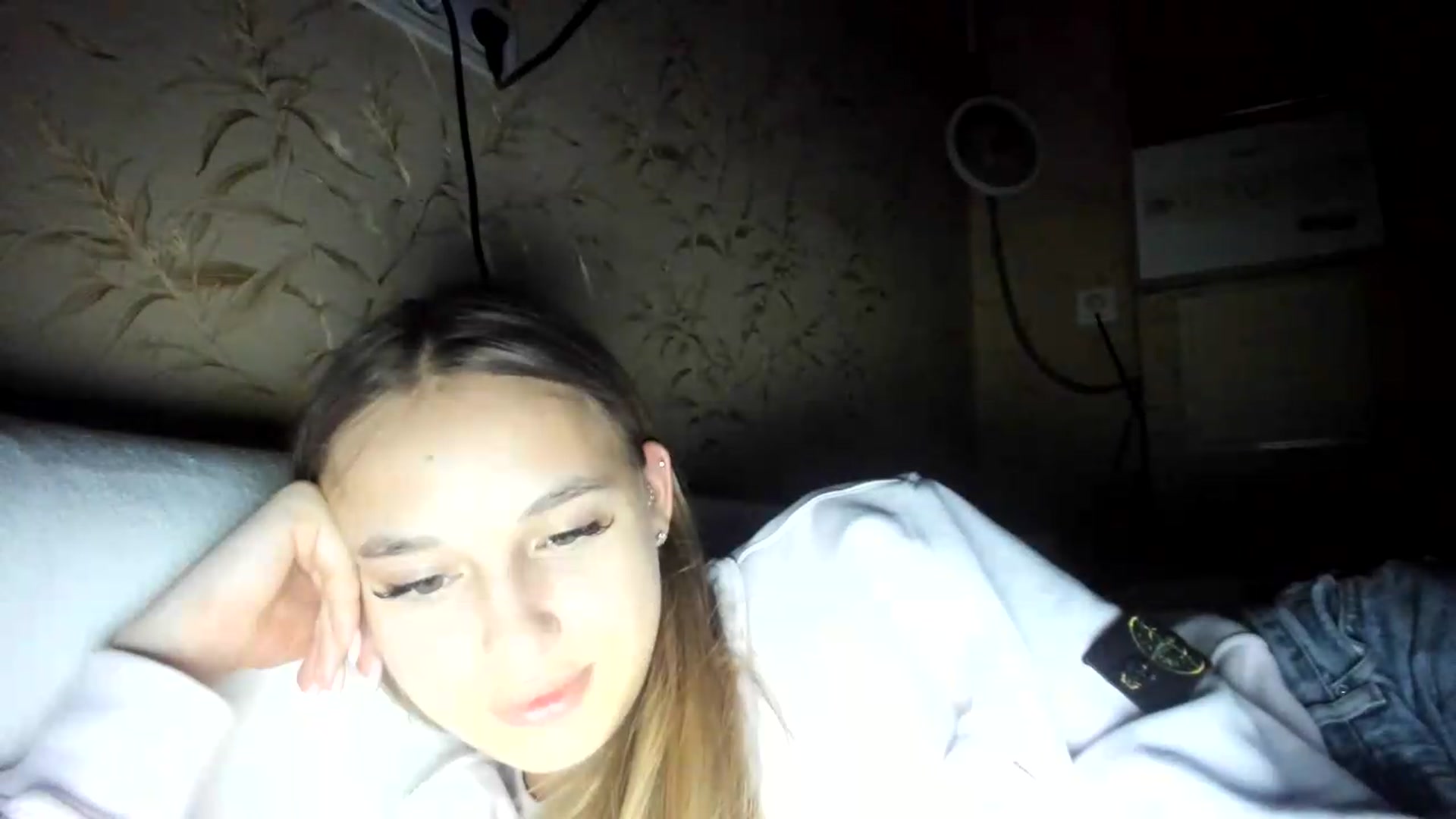 Gallery image thumbnail from irynasweetx's myfreecams stream on, 09/04/2026, 22:59 image 8 of 20