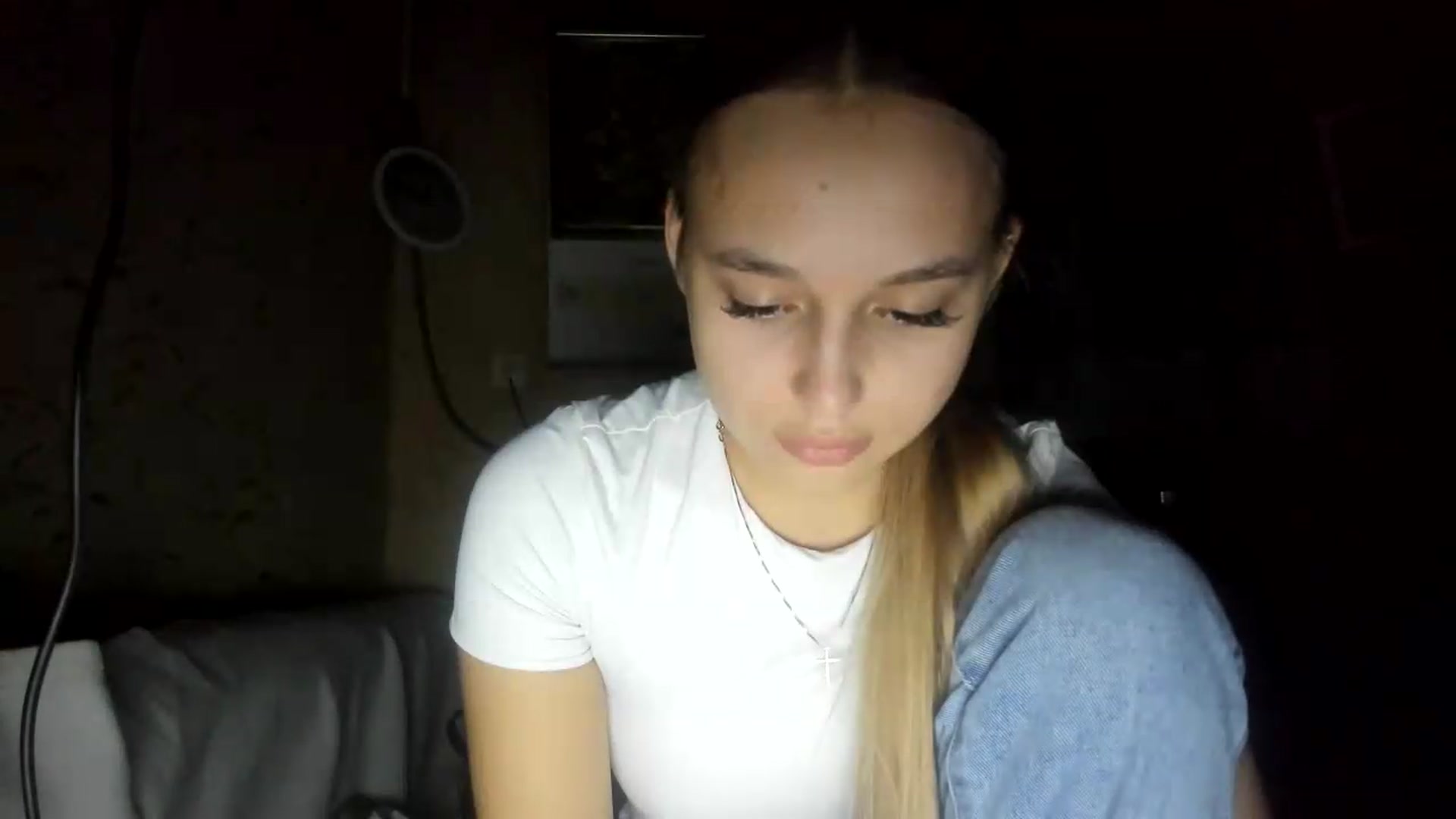 Gallery image thumbnail from irynasweetx's myfreecams stream on, 09/05/2026, 21:48 image 17 of 20