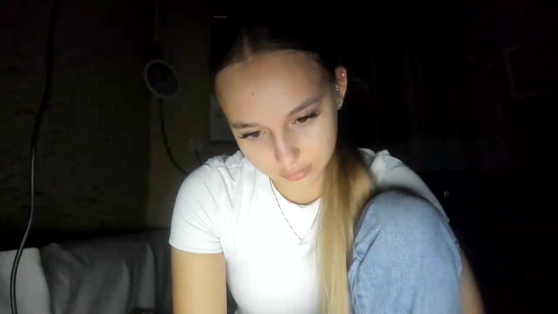Gallery image thumbnail from irynasweetx's myfreecams stream on, 09/05/2026, 21:48 image 5 of 20