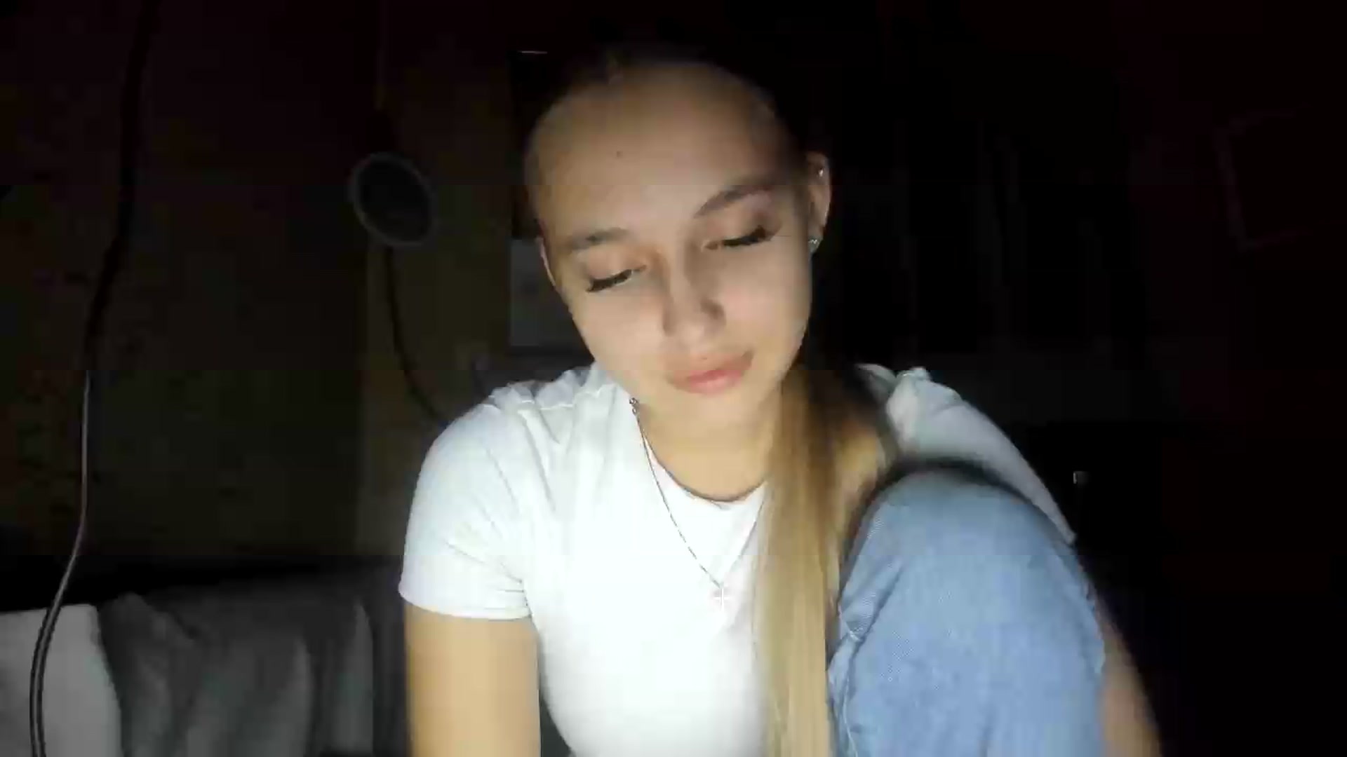 Gallery image thumbnail from irynasweetx's myfreecams stream on, 09/05/2026, 21:48 image 1 of 20