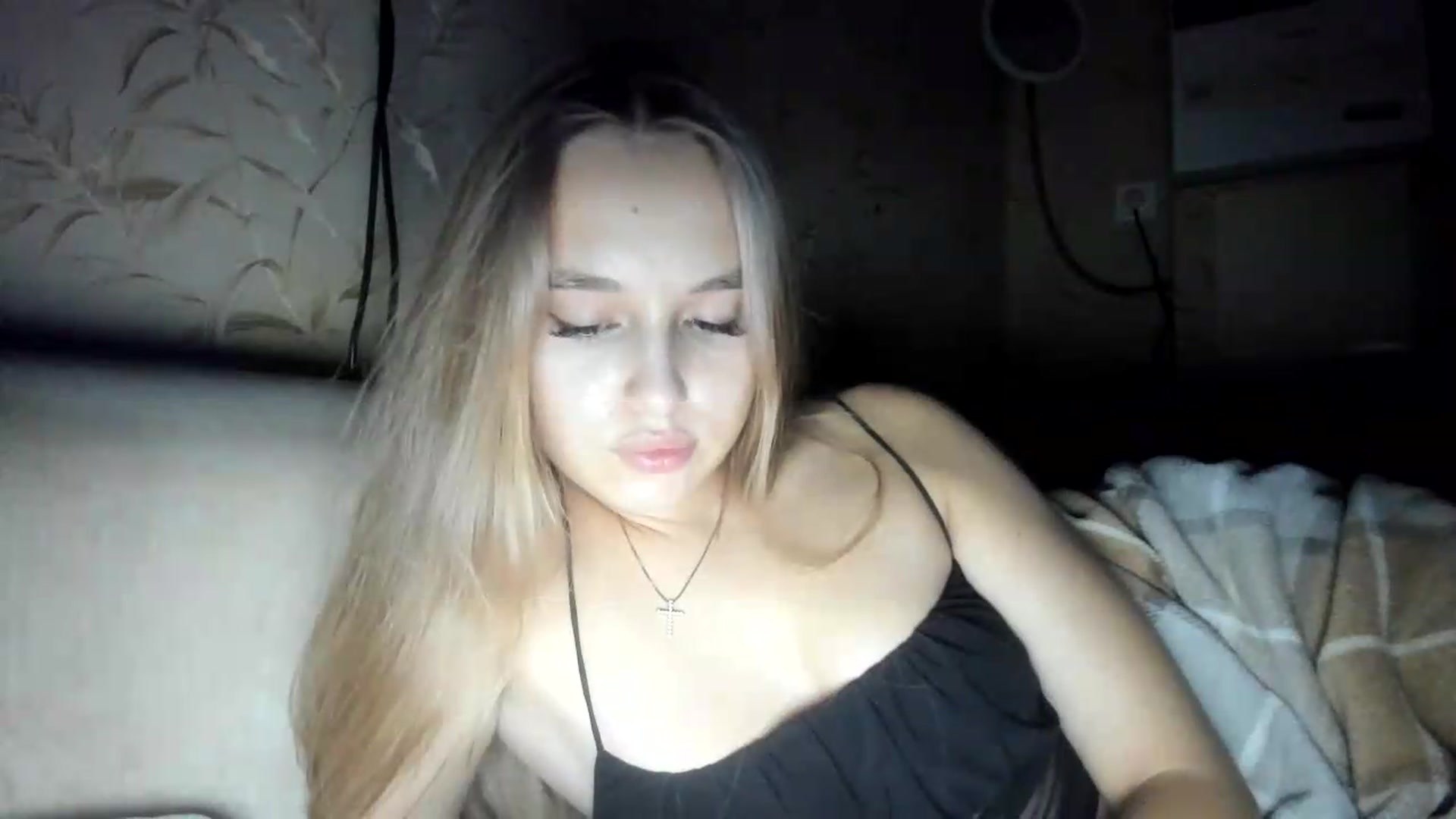 Gallery image thumbnail from irynasweetx's myfreecams stream on, 09/10/2026, 22:03 image 6 of 20