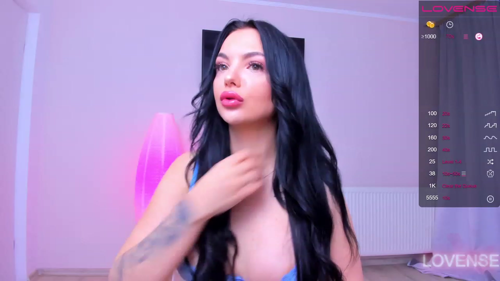 Gallery image thumbnail from itsAmy's myfreecams stream on, 05/21/2023, 17:36 image 11 of 20