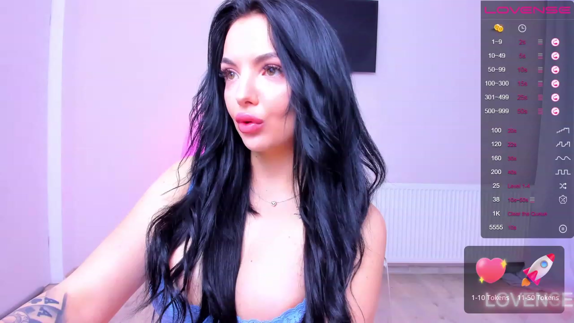 Gallery image thumbnail from itsAmy's myfreecams stream on, 05/21/2023, 20:18 image 12 of 20