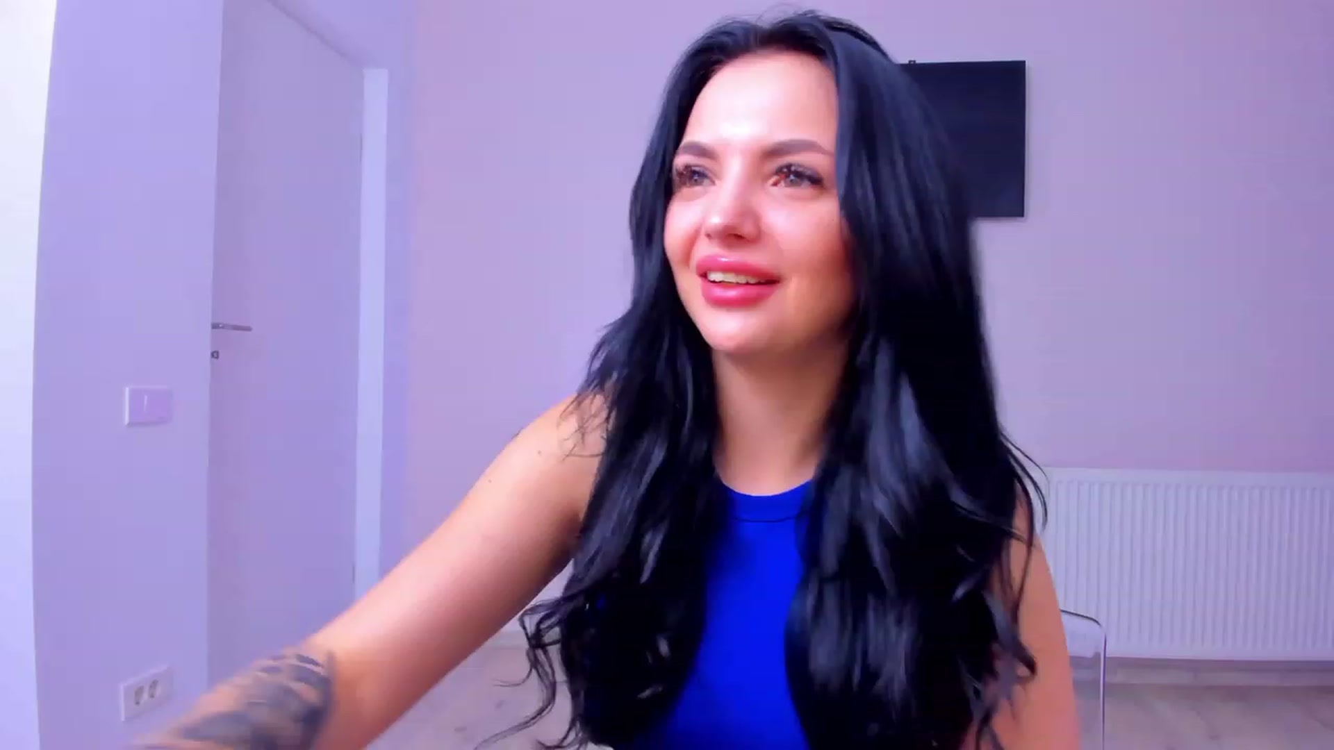Gallery image thumbnail from itsAmy's myfreecams stream on, 06/07/2023, 19:05 image 2 of 20