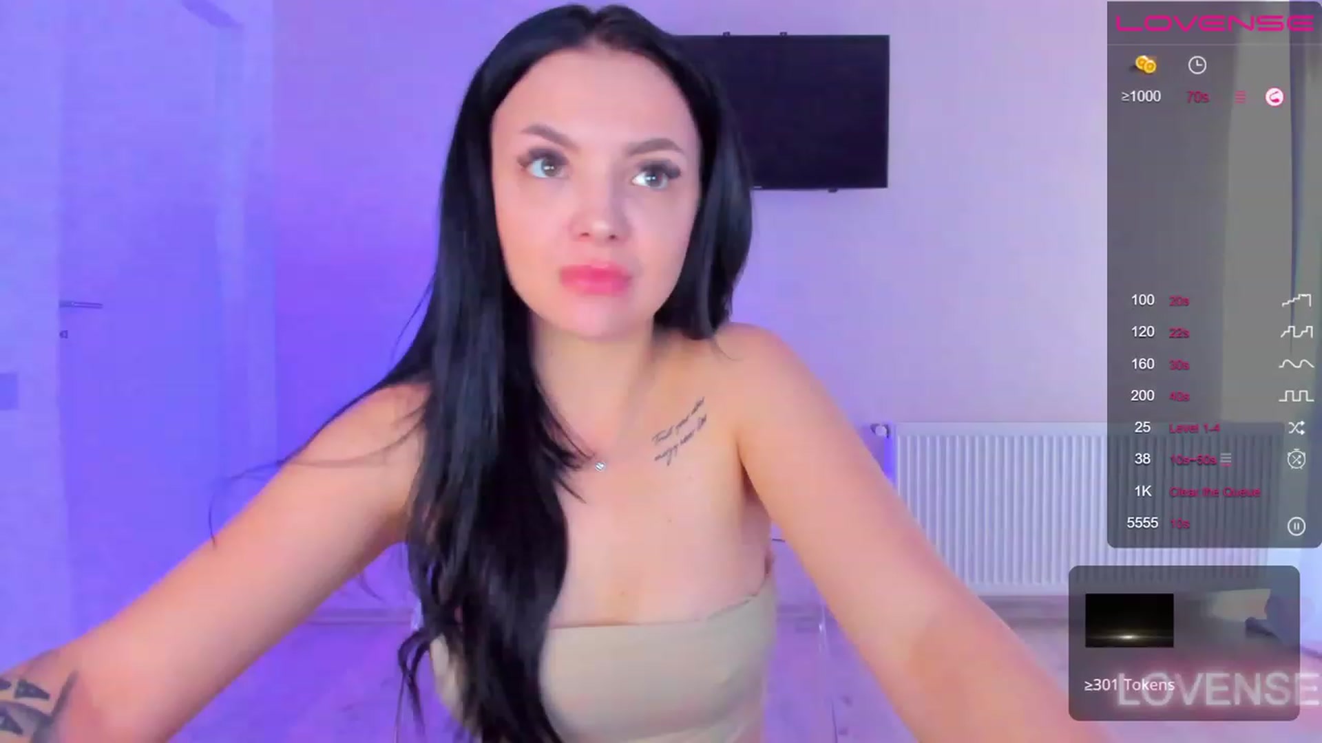 Gallery image thumbnail from itsAmy's myfreecams stream on, 06/13/2023, 11:39 image 2 of 20