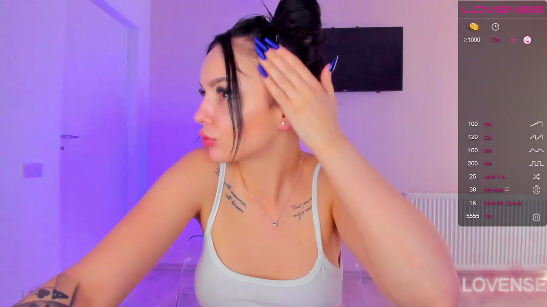 Gallery image thumbnail from itsAmy's myfreecams stream on, 06/13/2023, 14:58 image 8 of 20