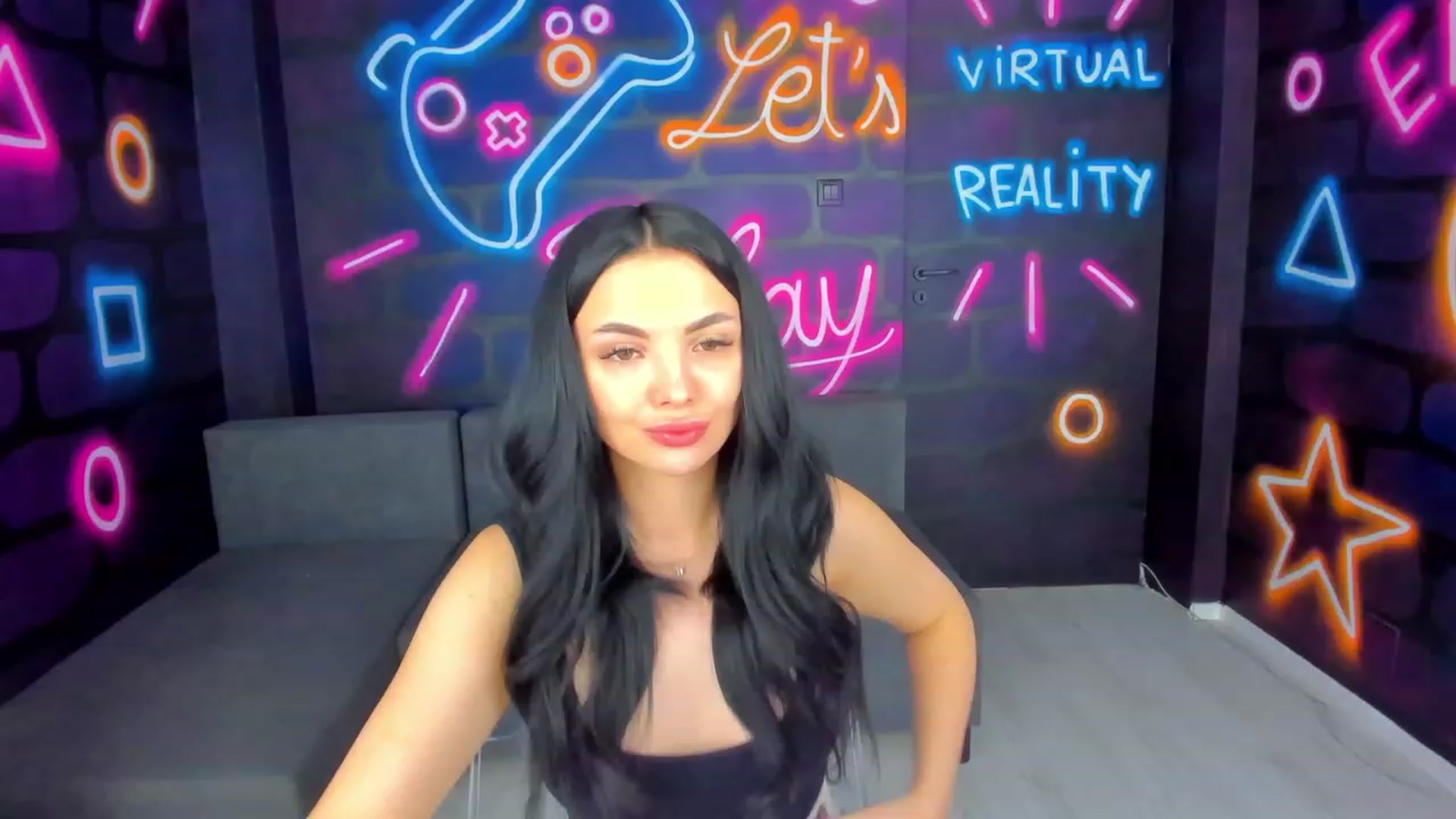 Gallery image thumbnail from itsAmy's myfreecams stream on, 06/21/2023, 12:38 image 9 of 20