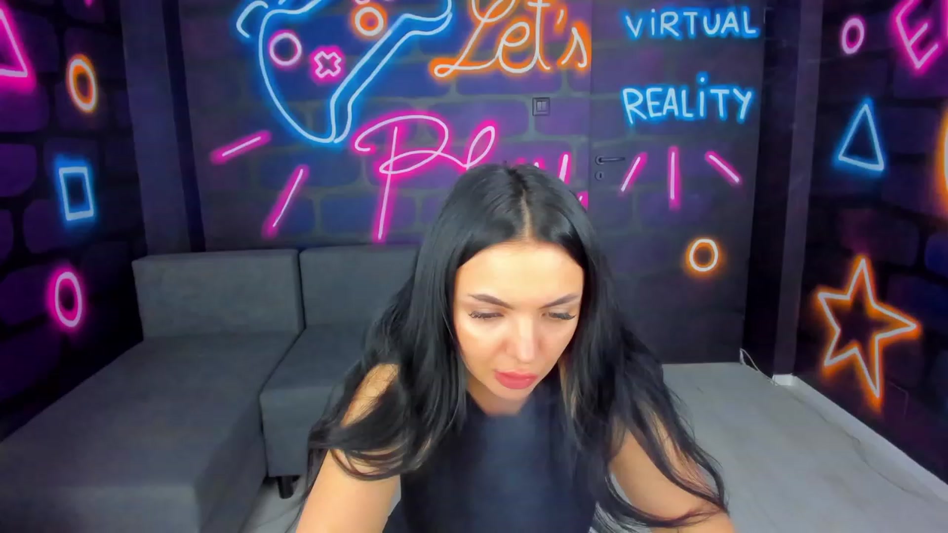 Gallery image thumbnail from itsAmy's myfreecams stream on, 06/21/2023, 12:38 image 20 of 20