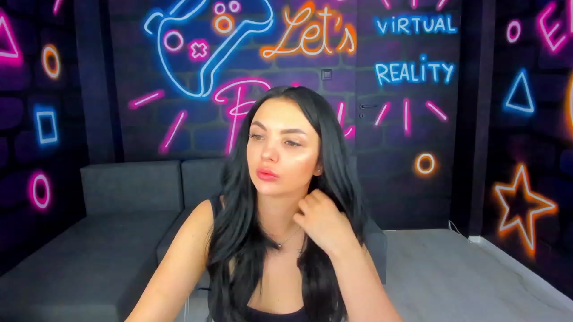 Gallery image thumbnail from itsAmy's myfreecams stream on, 06/21/2023, 12:38 image 5 of 20