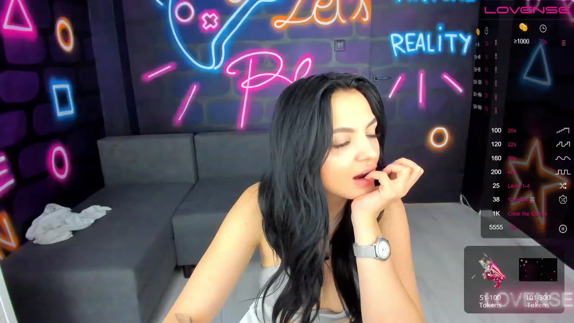Gallery image thumbnail from itsAmy's myfreecams stream on, 06/22/2023, 12:36 image 13 of 20