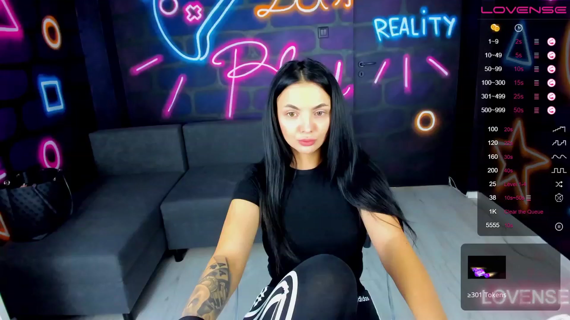 Gallery image thumbnail from itsAmy's myfreecams stream on, 06/27/2023, 13:05 image 11 of 20