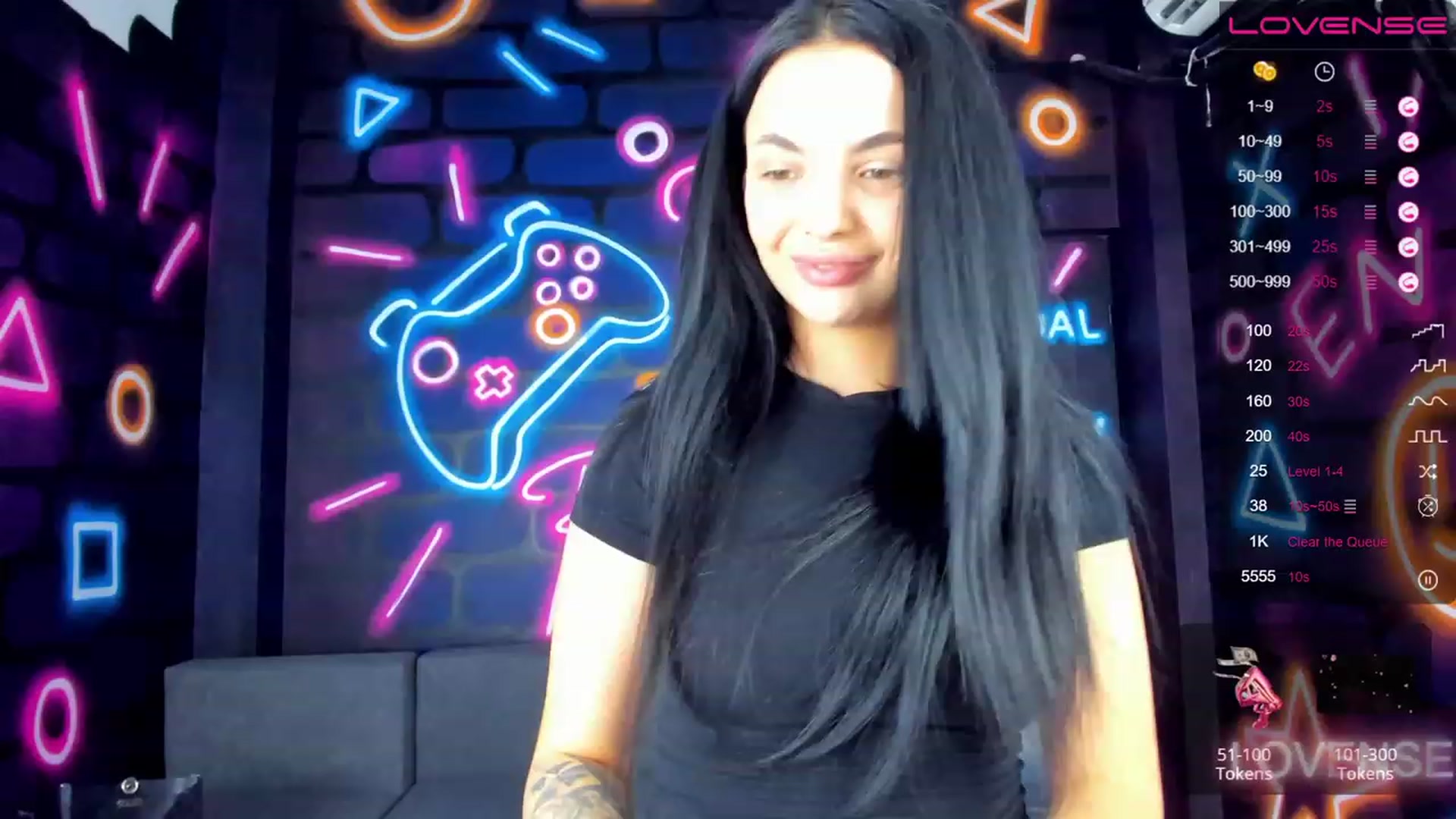 Gallery image thumbnail from itsAmy's myfreecams stream on, 06/27/2023, 13:05 image 6 of 20