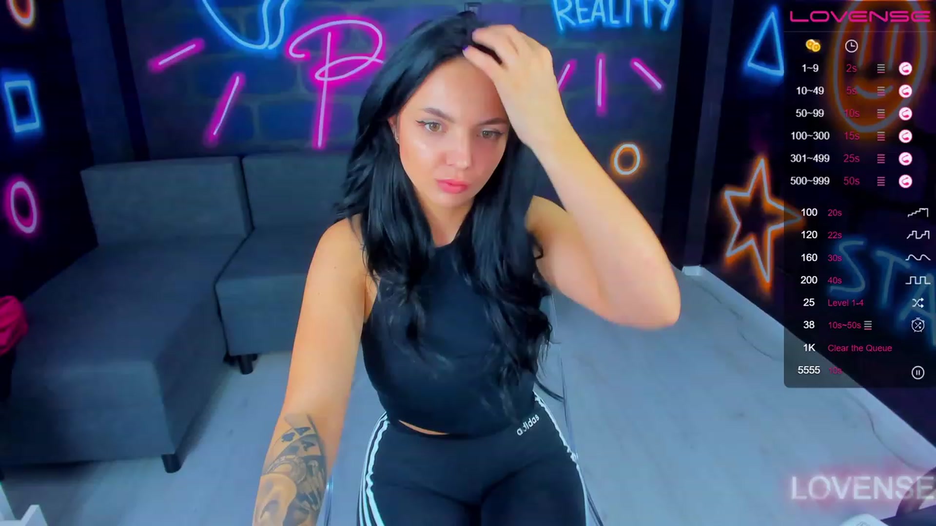 Gallery image thumbnail from itsAmy's myfreecams stream on, 06/30/2023, 13:33 image 3 of 20