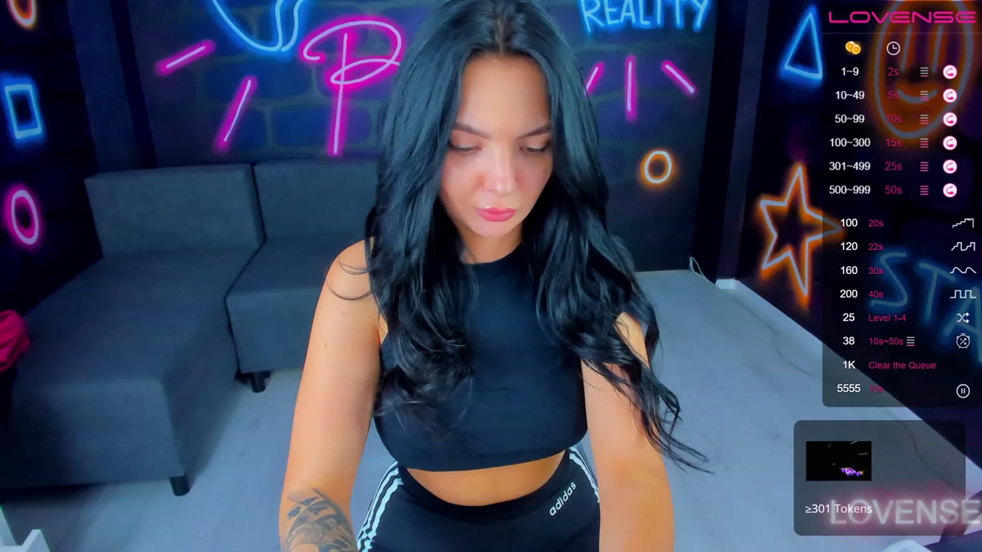 Gallery image thumbnail from itsAmy's myfreecams stream on, 06/30/2023, 13:33 image 6 of 20