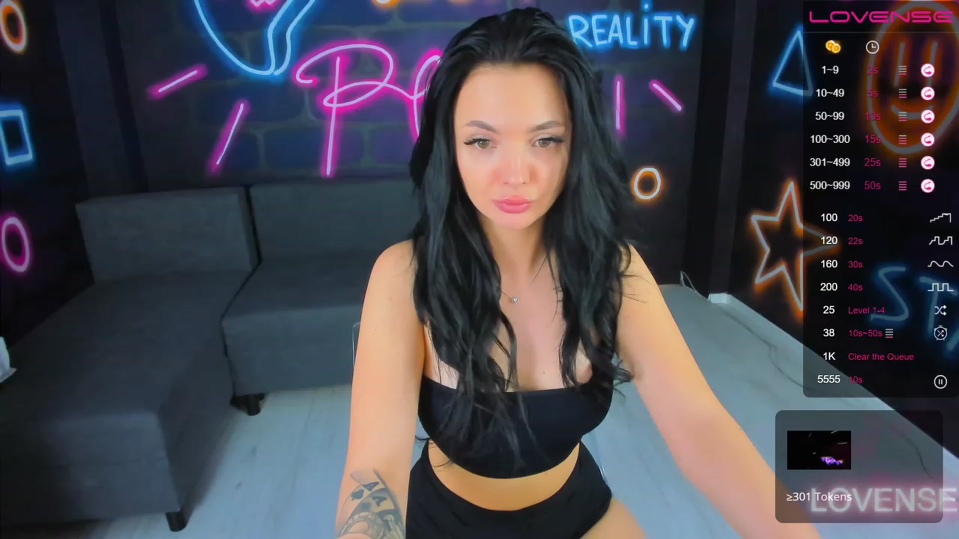 Gallery image thumbnail from itsAmy's myfreecams stream on, 07/06/2023, 09:19 image 14 of 20