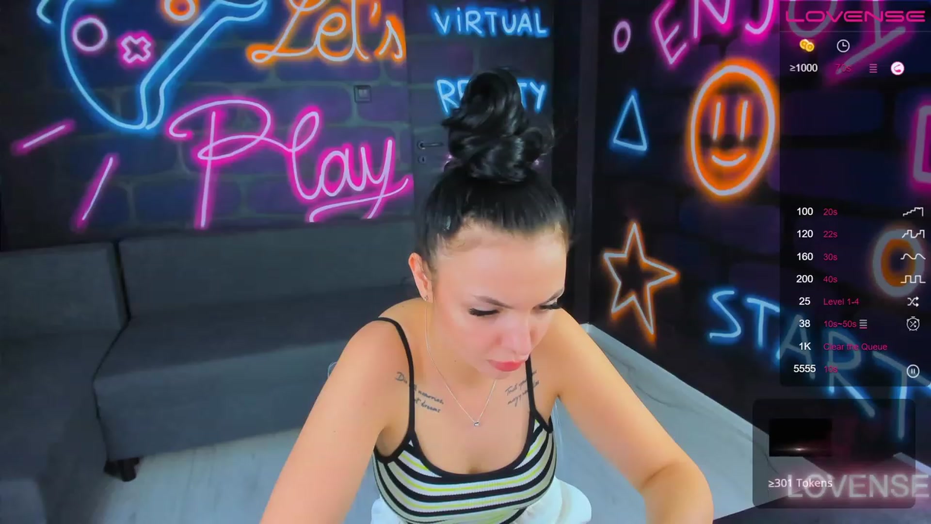 Gallery image thumbnail from itsAmy's myfreecams stream on, 07/06/2023, 14:33 image 20 of 20
