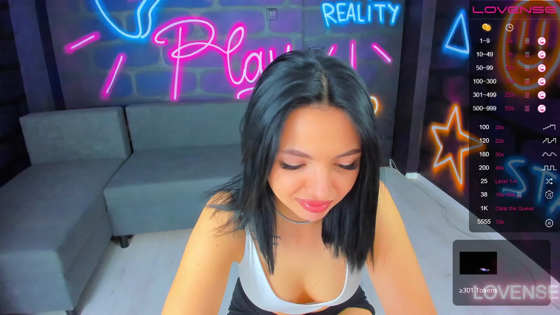 Gallery image thumbnail from itsAmy's myfreecams stream on, 07/07/2023, 08:27 image 17 of 20