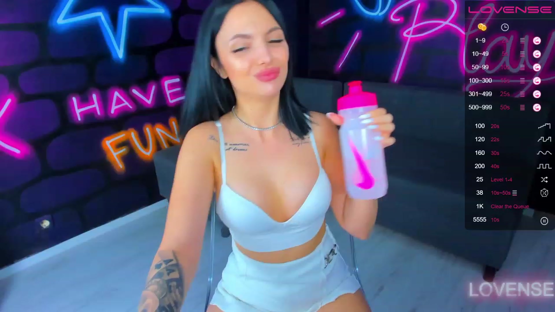 Gallery image thumbnail from itsAmy's myfreecams stream on, 07/12/2023, 10:58 image 18 of 20