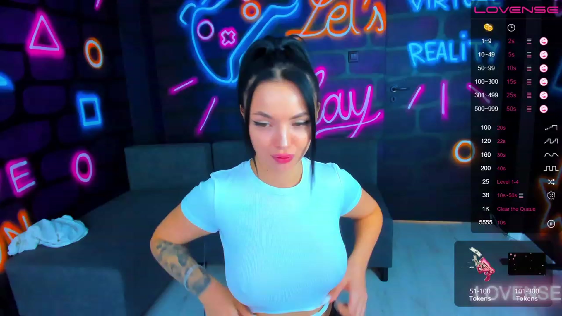 Gallery image thumbnail from itsAmy's myfreecams stream on, 07/26/2023, 10:21 image 7 of 20