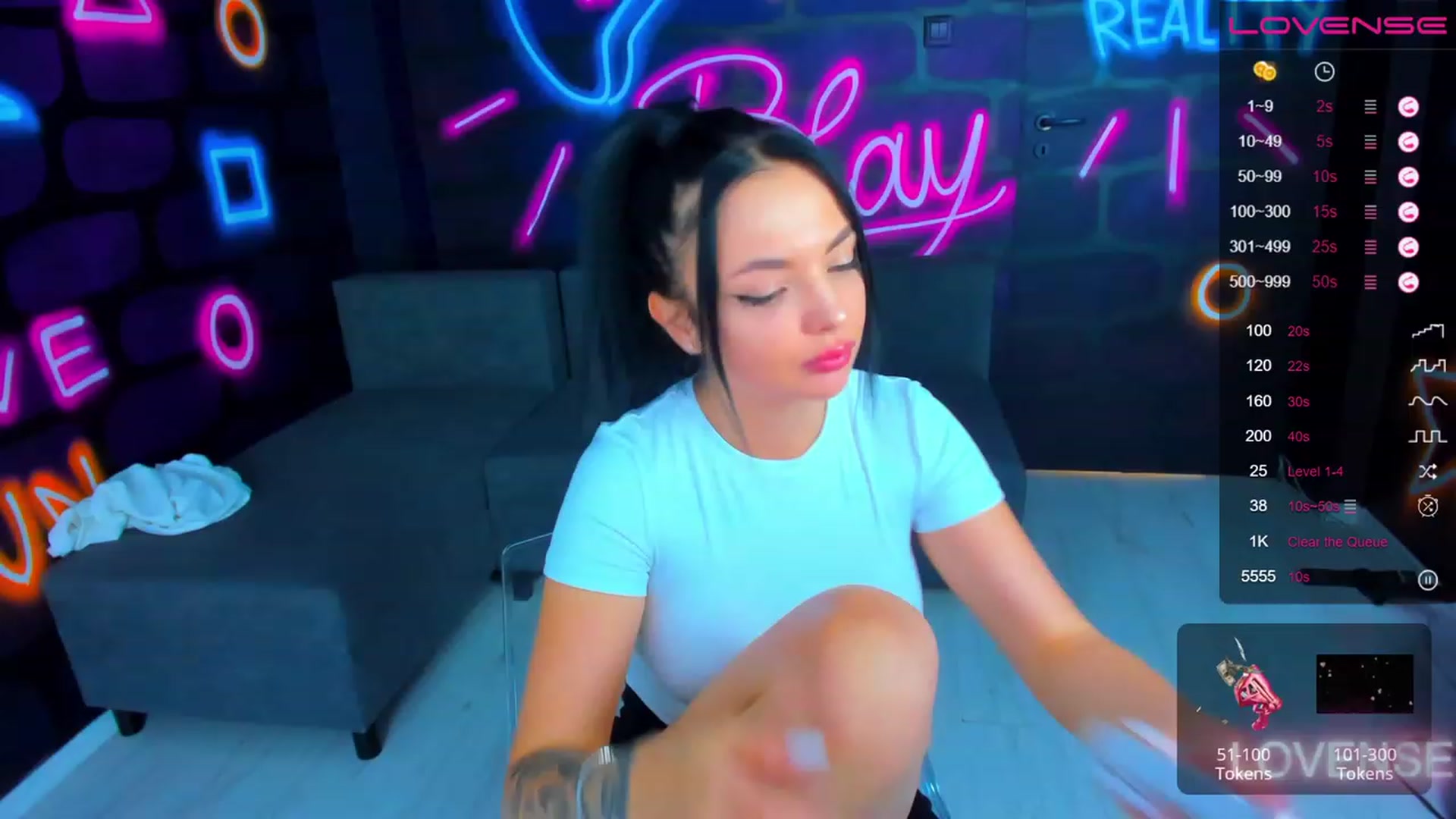 Gallery image thumbnail from itsAmy's myfreecams stream on, 07/26/2023, 10:21 image 12 of 20