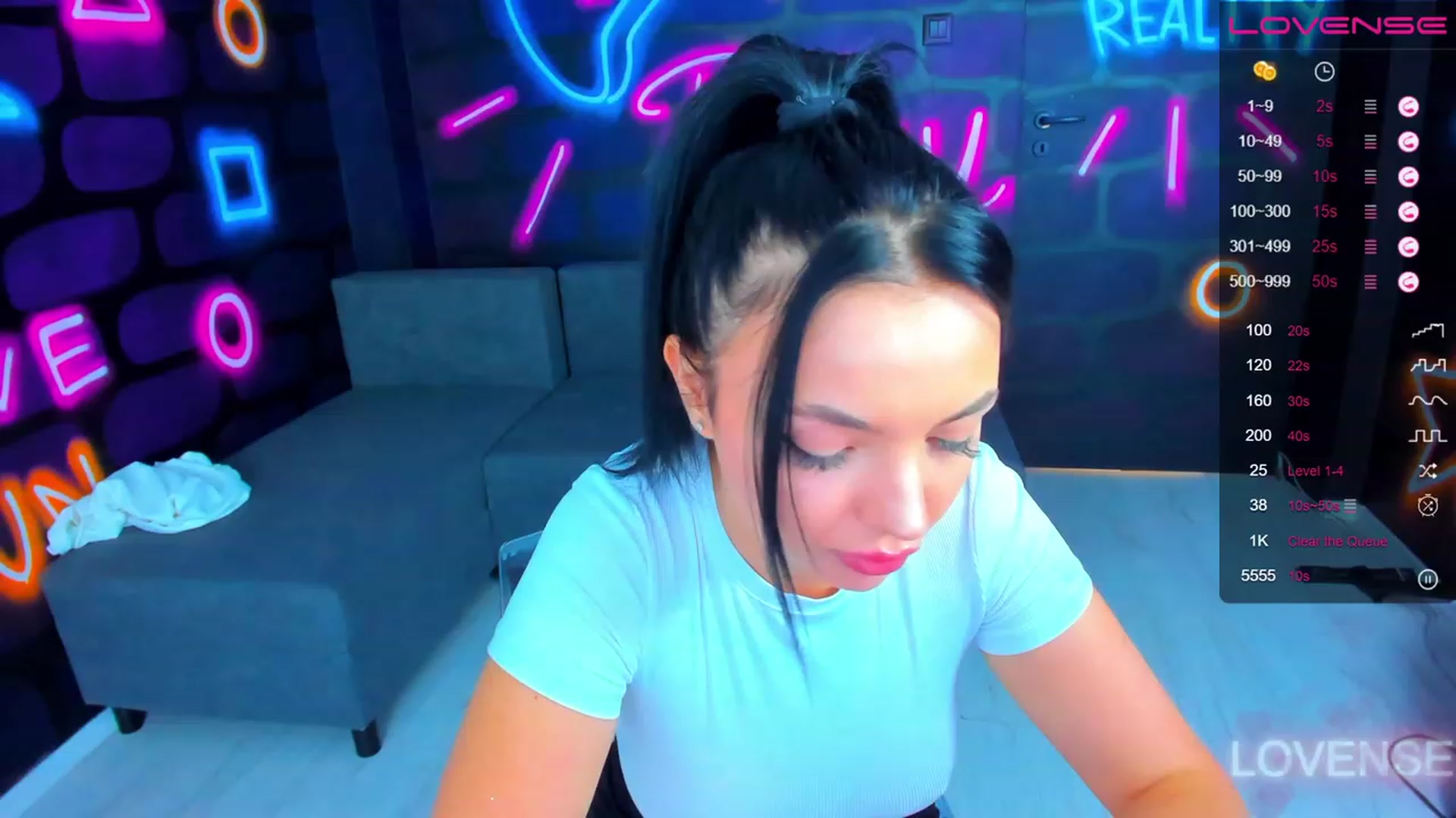 Gallery image thumbnail from itsAmy's myfreecams stream on, 07/26/2023, 10:21 image 18 of 20