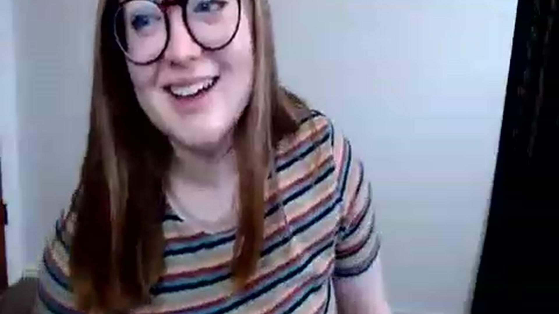 Gallery image thumbnail from itsAnnieMae's myfreecams stream on, 12/27/2022, 20:25 image 8 of 20