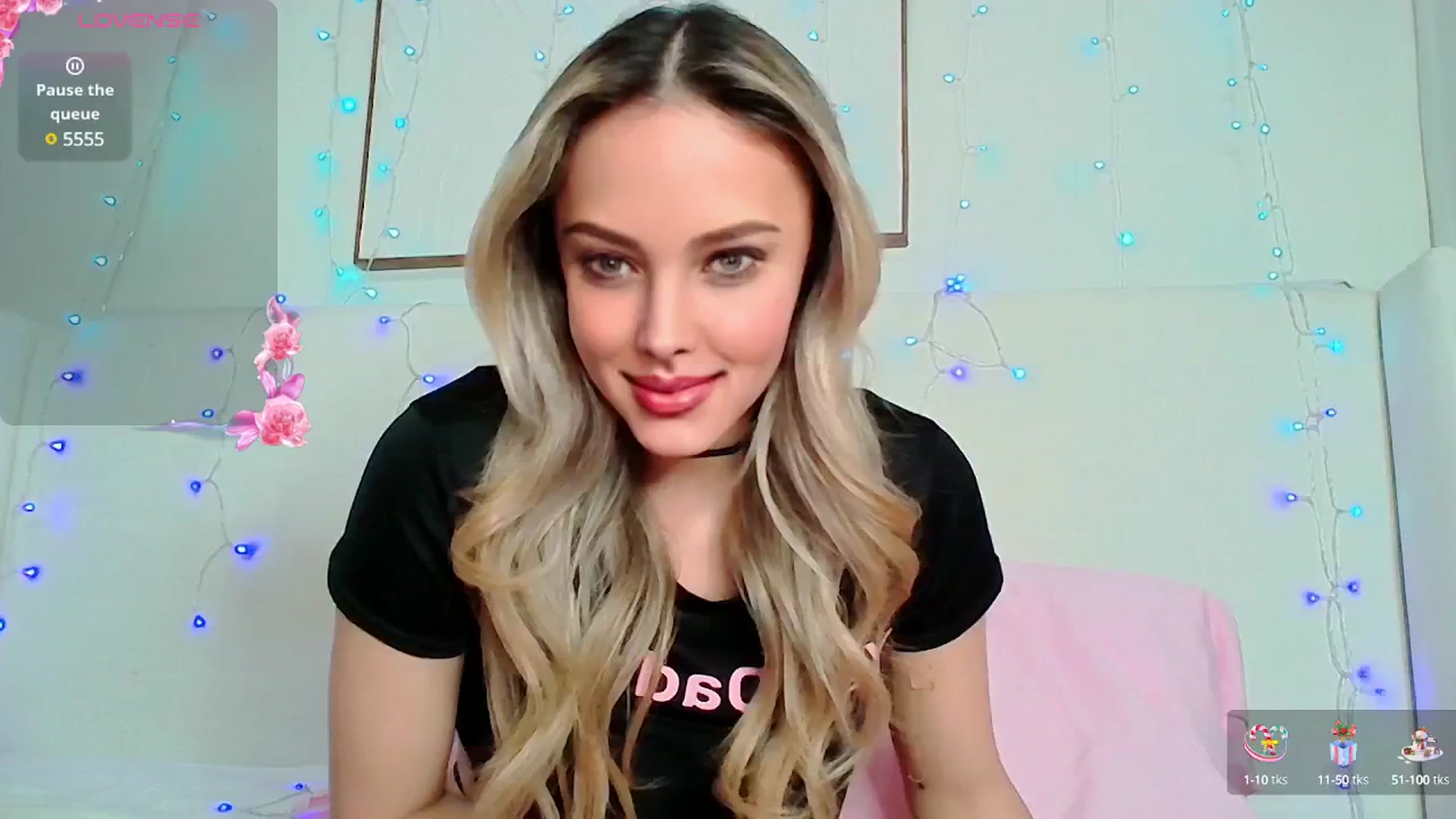 Gallery image thumbnail from itsValerie_'s myfreecams stream on, 02/27/2025, 08:05 image 14 of 20
