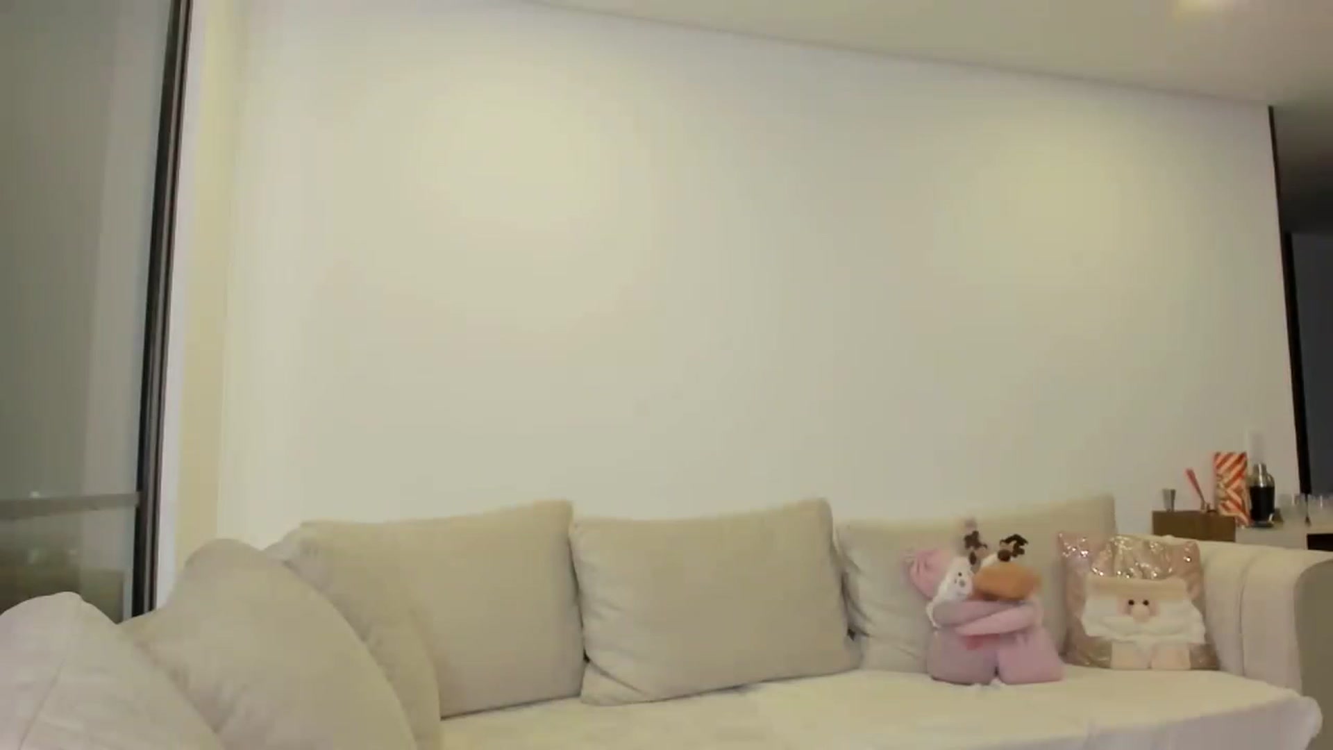 Gallery image thumbnail from its_Ari's myfreecams stream on, 12/15/2022, 24:09 image 15 of 20