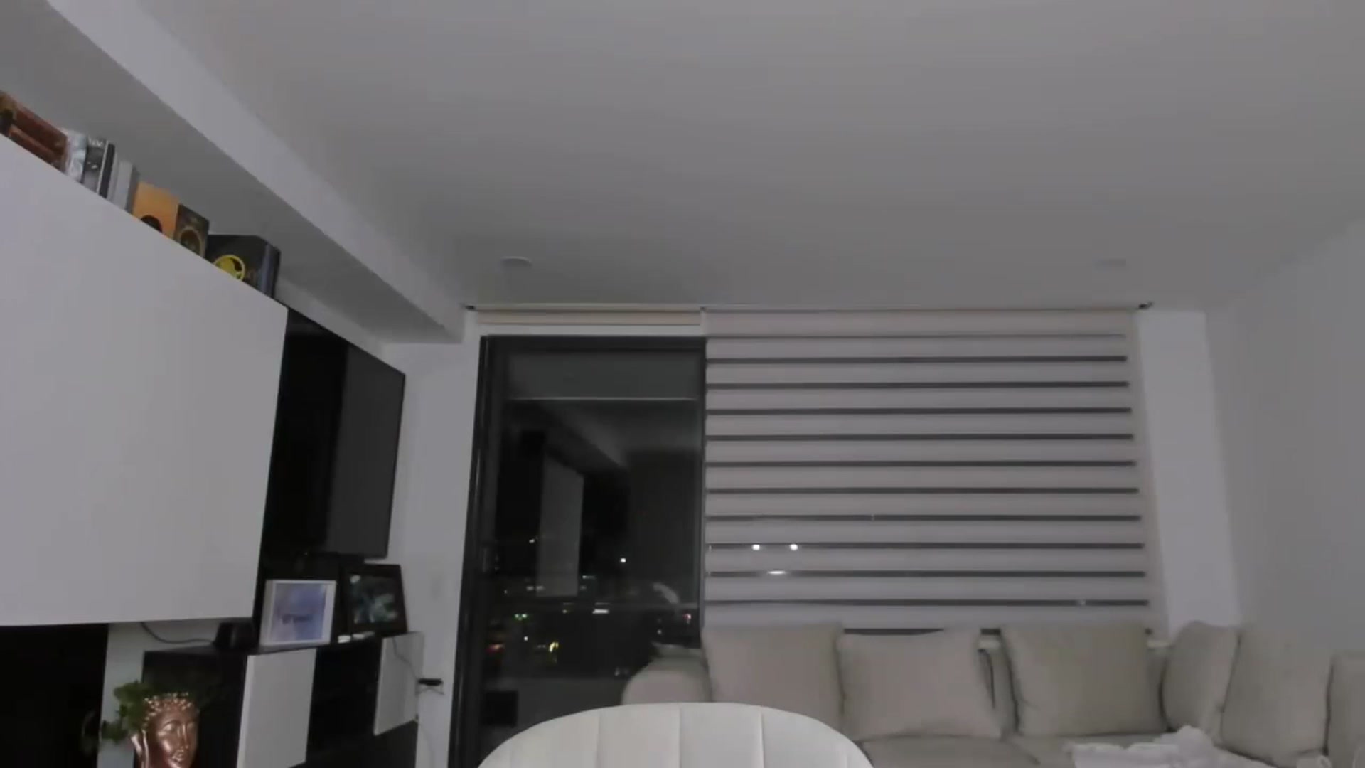 Gallery image thumbnail from its_Ari's myfreecams stream on, 01/08/2023, 02:39 image 19 of 20