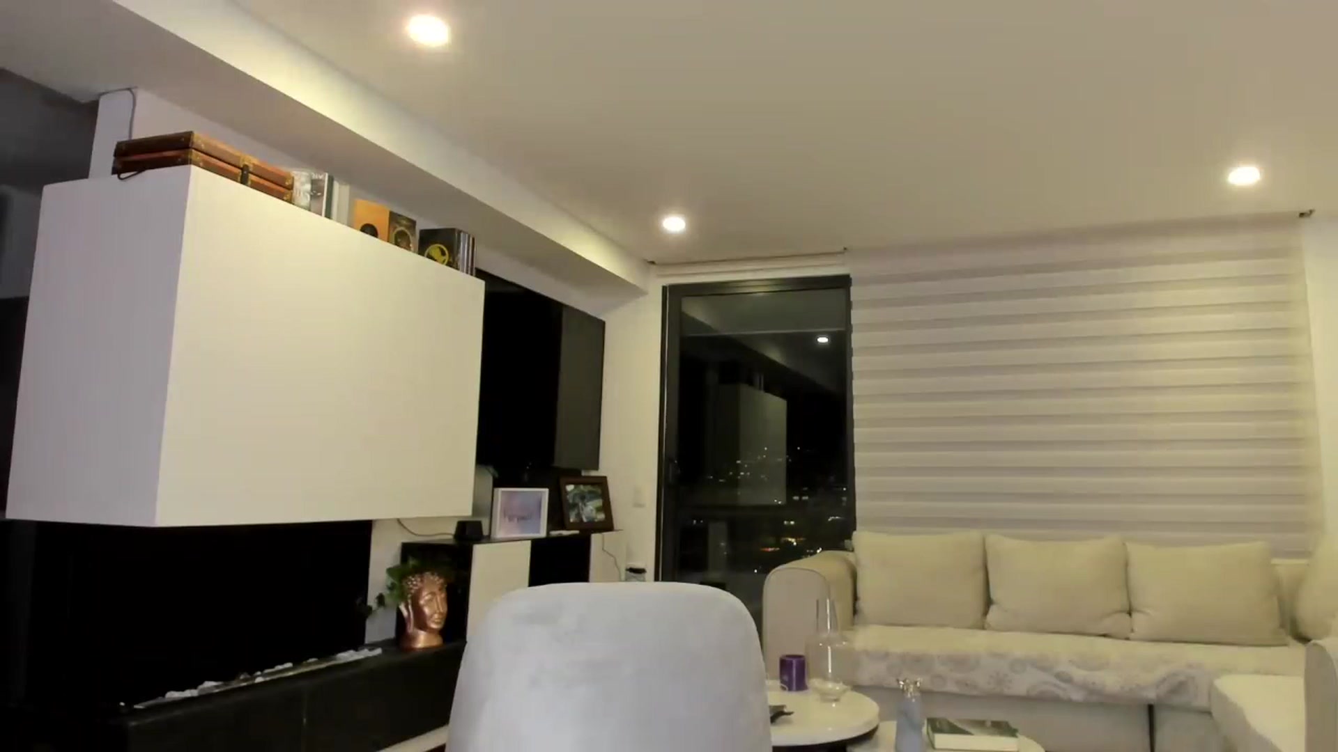 Gallery image thumbnail from its_Ari's myfreecams stream on, 01/11/2023, 02:10 image 6 of 20