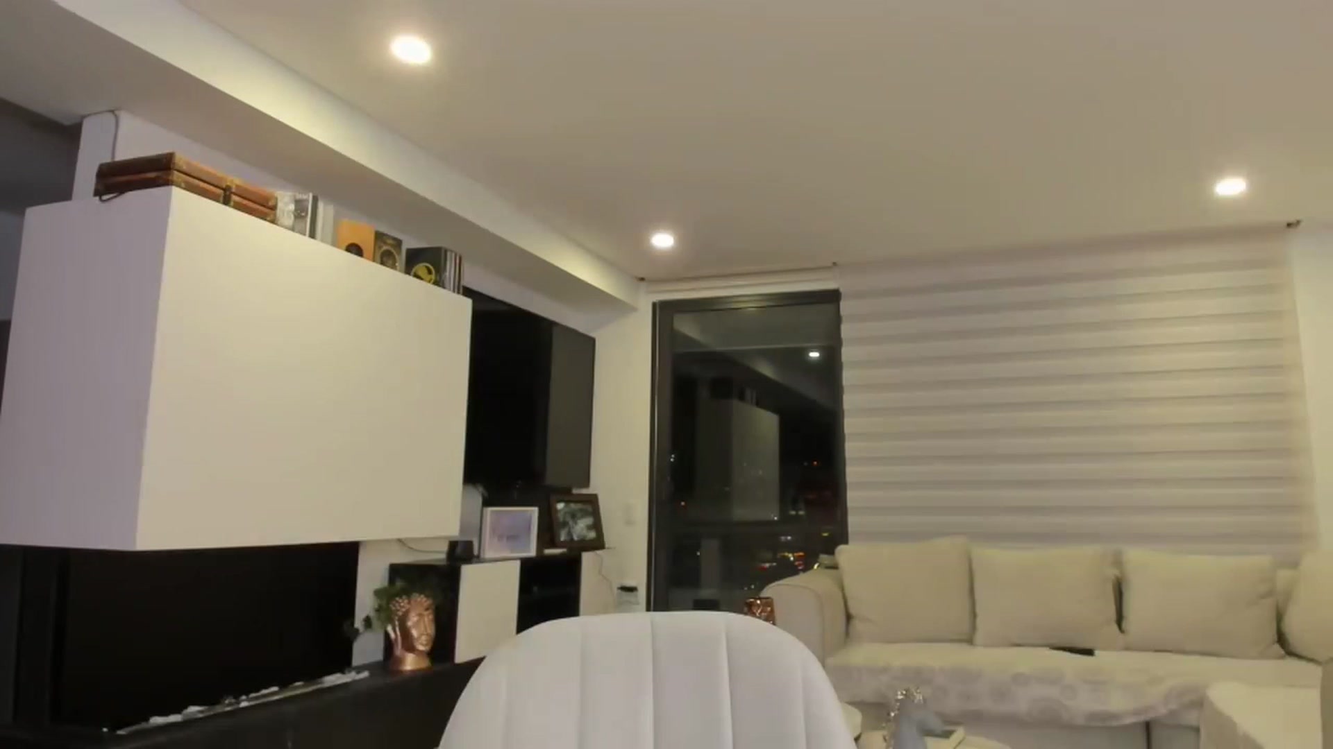 Gallery image thumbnail from its_Ari's myfreecams stream on, 01/12/2023, 02:09 image 18 of 20