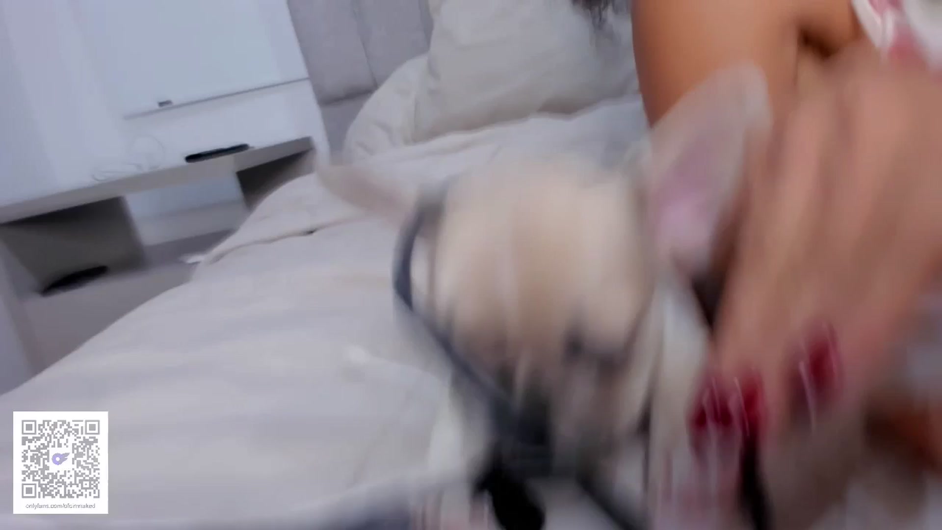 Gallery image thumbnail from its_Ari's myfreecams stream on, 08/24/2023, 24:23 image 17 of 20