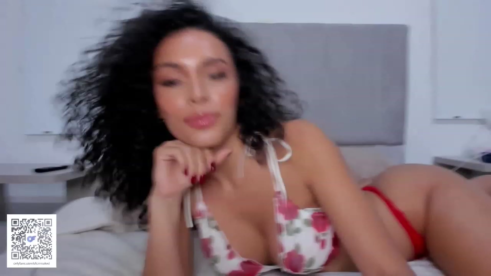 Gallery image thumbnail from its_Ari's myfreecams stream on, 08/24/2023, 01:40 image 16 of 20