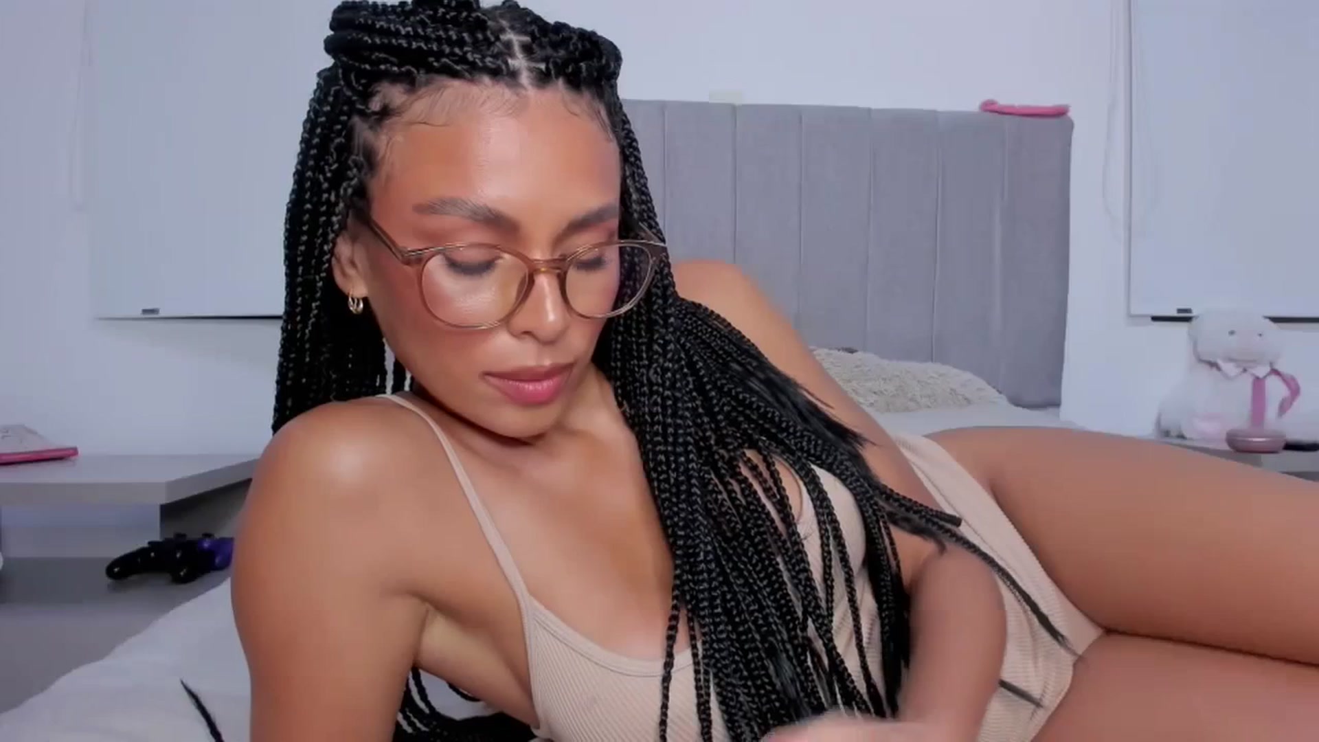 Gallery image thumbnail from its_Ari's myfreecams stream on, 10/24/2023, 01:00 image 2 of 20
