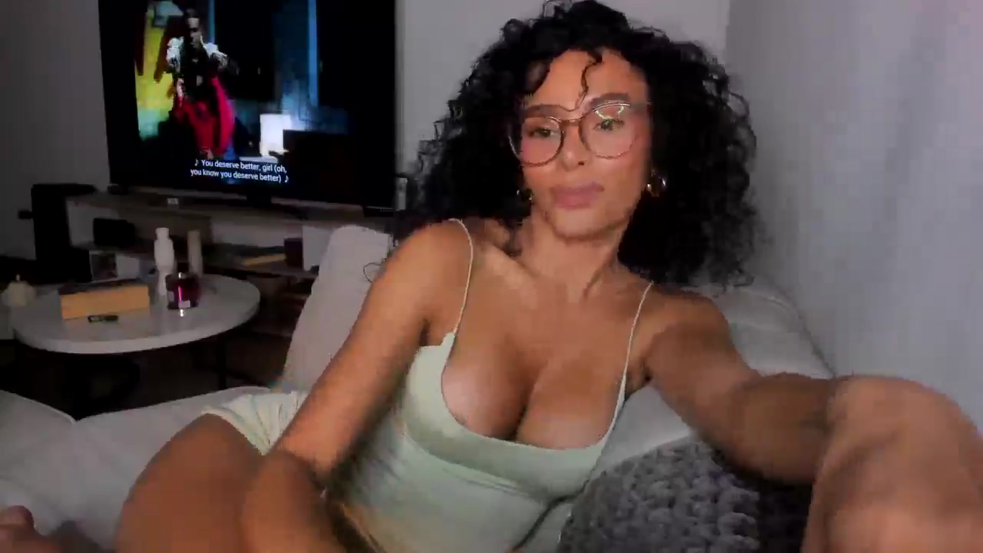 Gallery image thumbnail from its_Ari's myfreecams stream on, 03/17/2025, 23:44 image 15 of 20