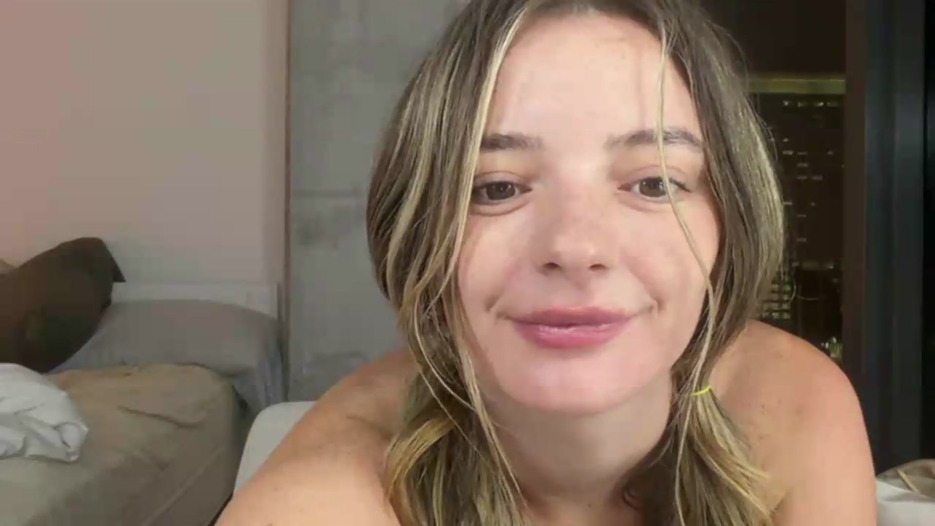 Gallery image thumbnail from itslibby's myfreecams stream on, 07/01/2026, 02:25 image 20 of 20