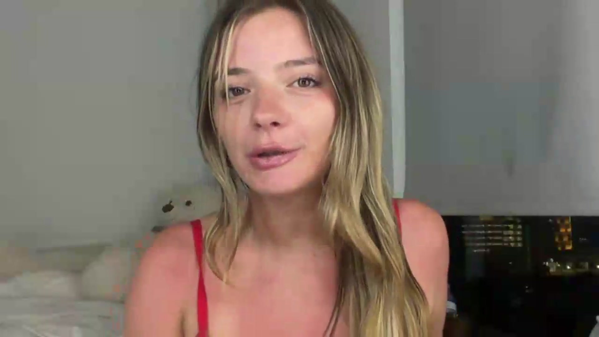 Gallery image thumbnail from itslibby's myfreecams stream on, 07/09/2026, 03:18 image 10 of 20