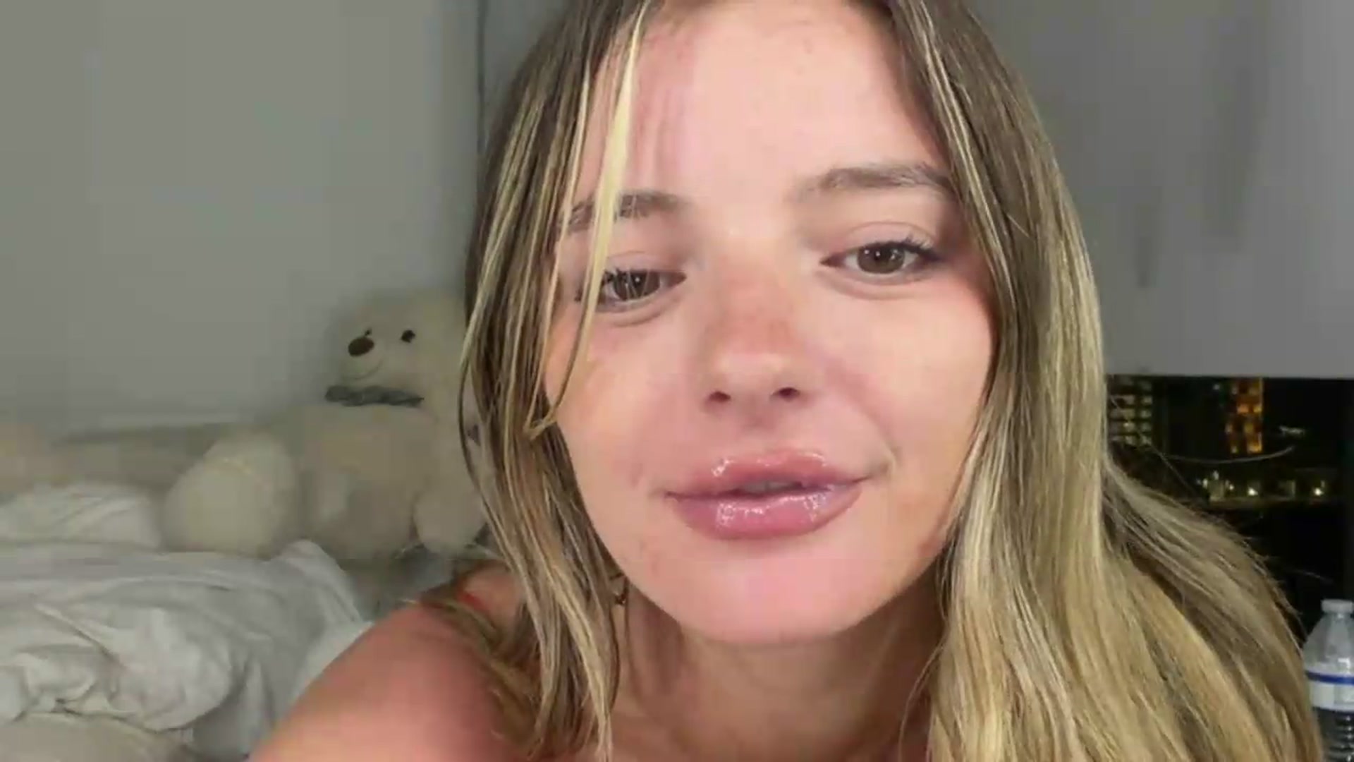 Gallery image thumbnail from itslibby's myfreecams stream on, 07/09/2026, 03:18 image 6 of 20