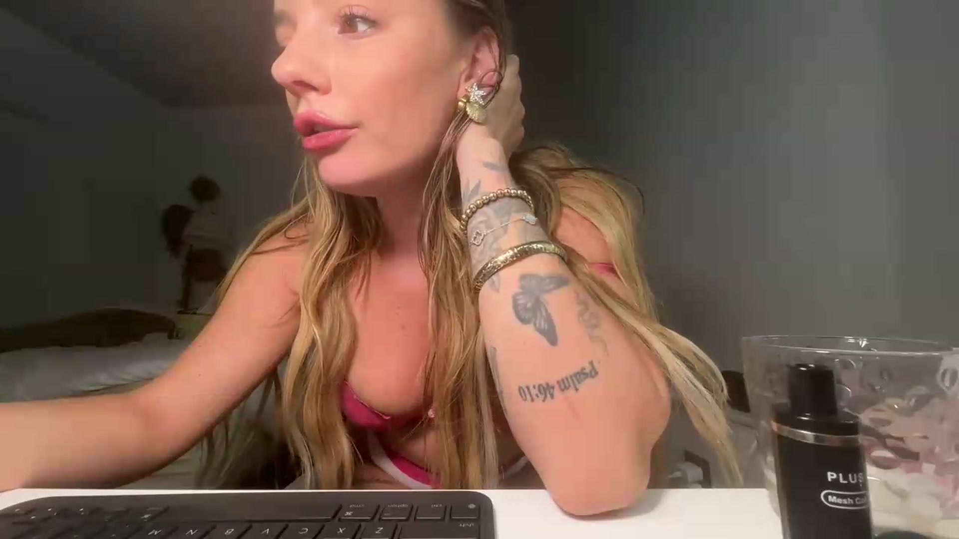 Gallery image thumbnail from itslibby's myfreecams stream on, 07/23/2026, 02:52 image 20 of 20