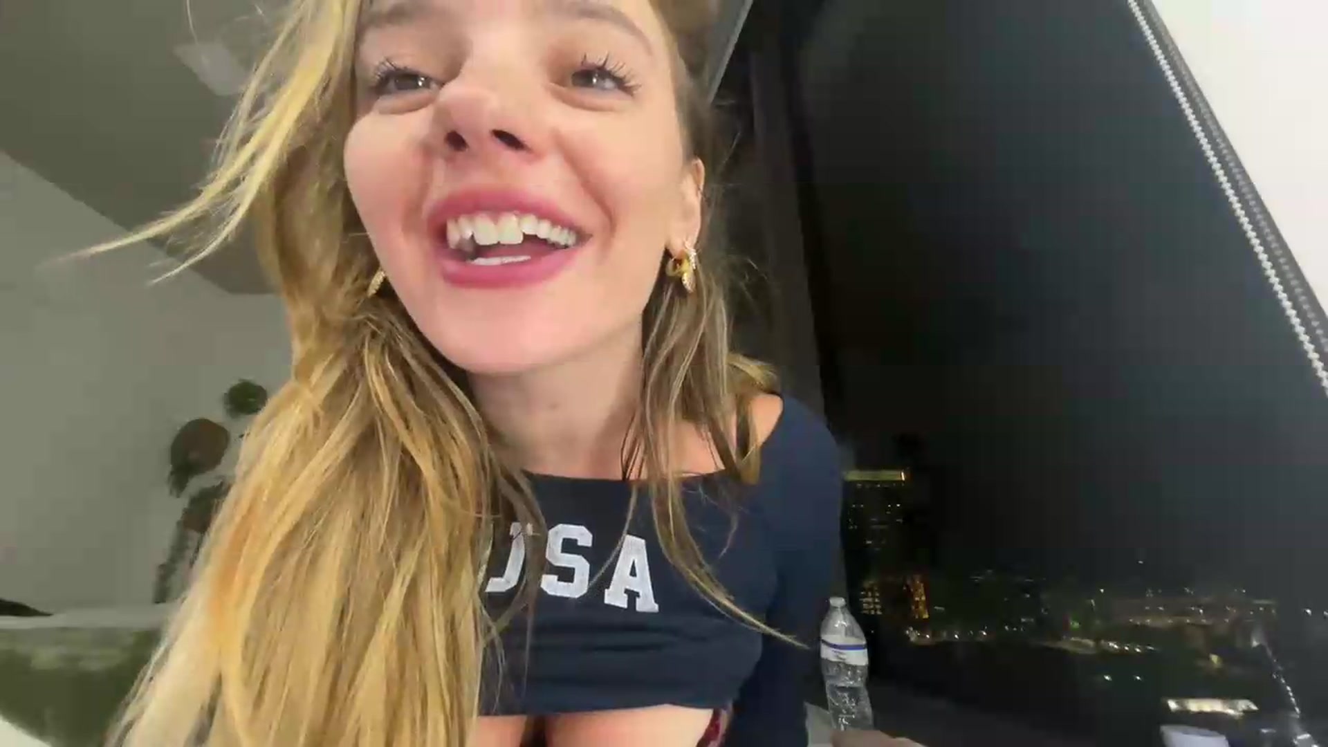 Gallery image thumbnail from itslibby's myfreecams stream on, 07/24/2026, 04:07 image 14 of 20