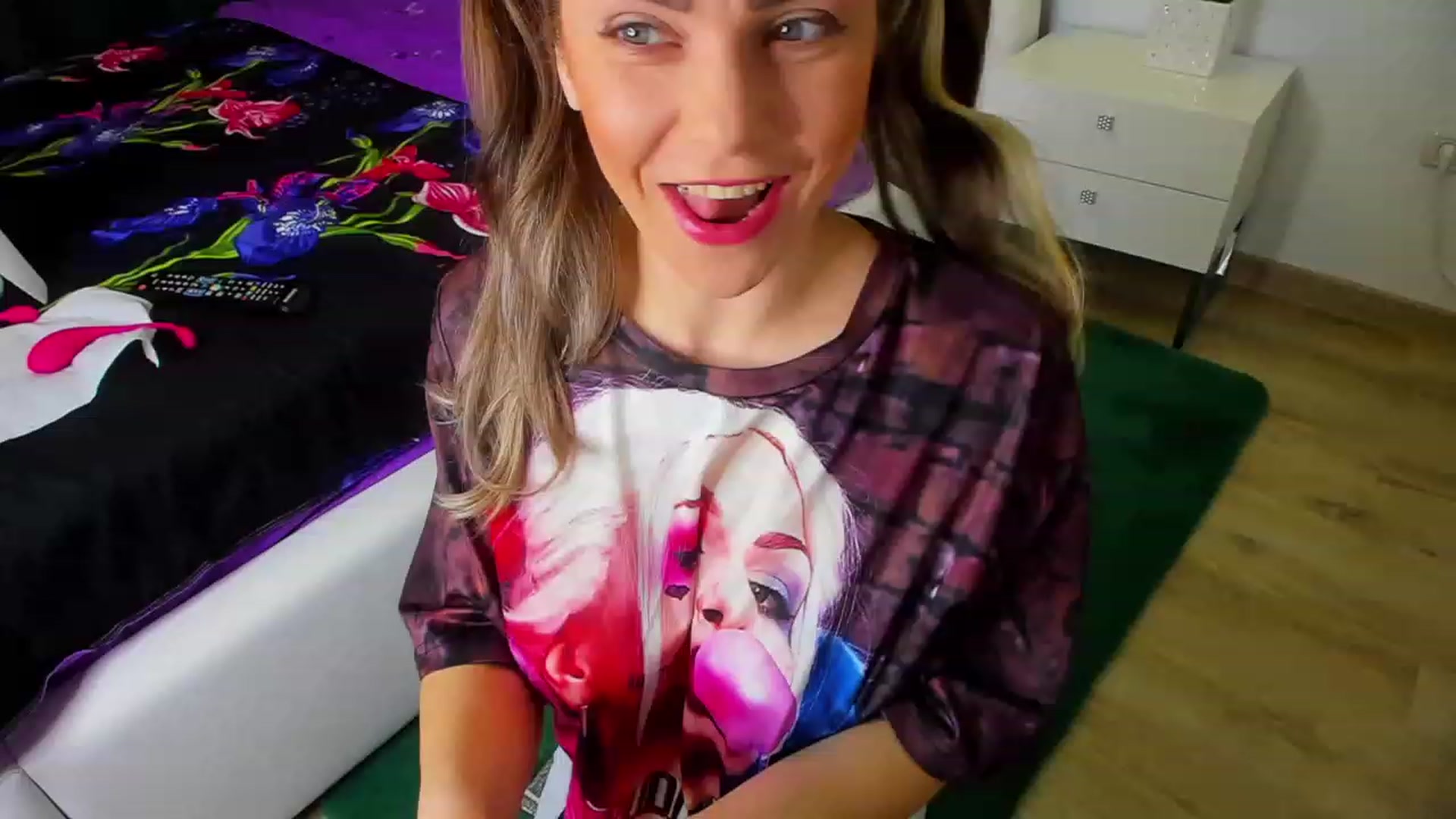 Gallery image thumbnail from itsmekarina's myfreecams stream on, 02/20/2023, 21:05 image 3 of 20