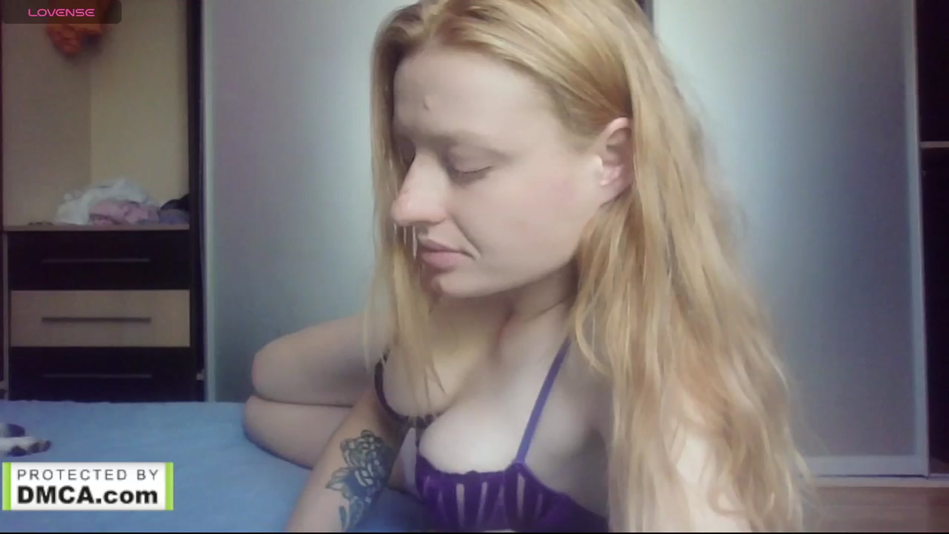 Gallery image thumbnail from itsmepie's myfreecams stream on, 07/13/2025, 11:37 image 1 of 20