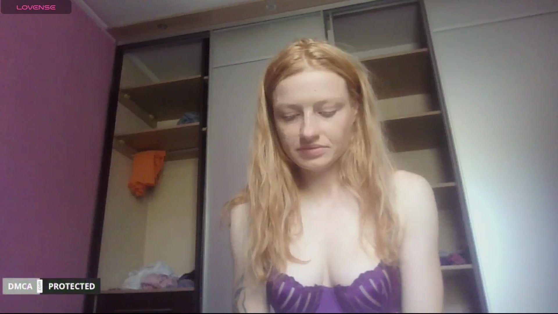 Gallery image thumbnail from itsmepie's myfreecams stream on, 07/13/2025, 11:37 image 15 of 20
