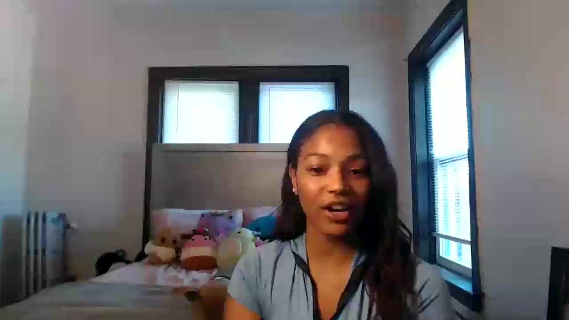 Gallery image thumbnail from itsmickie's myfreecams stream on, 06/25/2026, 22:02 image 9 of 20
