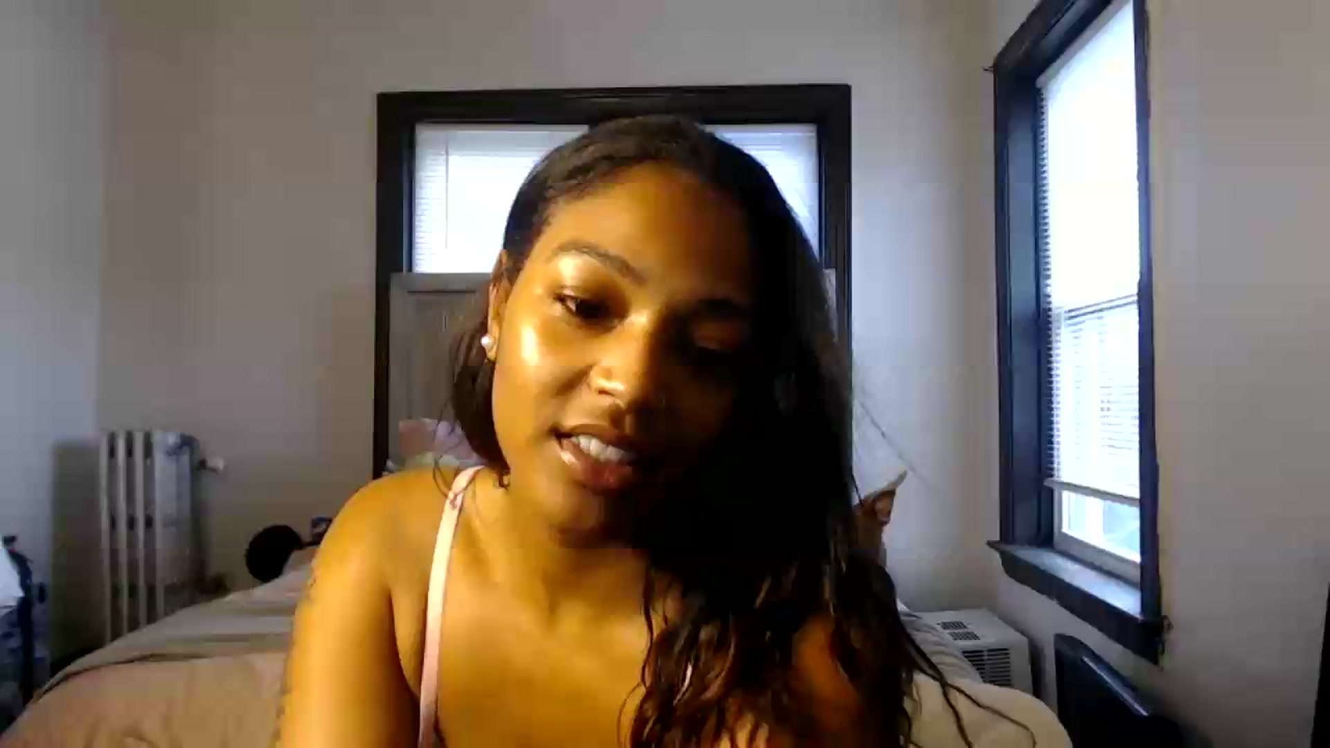 Gallery image thumbnail from itsmickie's myfreecams stream on, 06/26/2026, 19:36 image 1 of 20